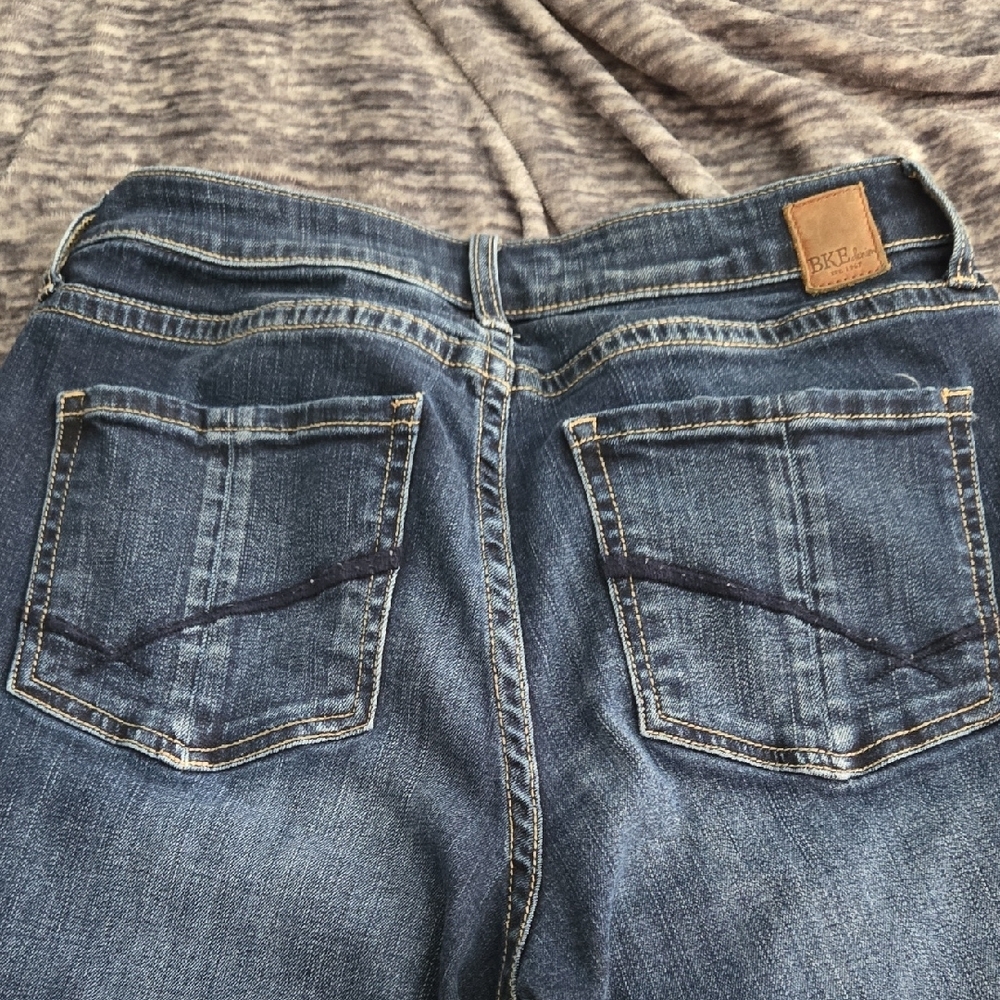 BKE Blue Straight Leg Jeans with Classic Fading - Picture 9 of 10